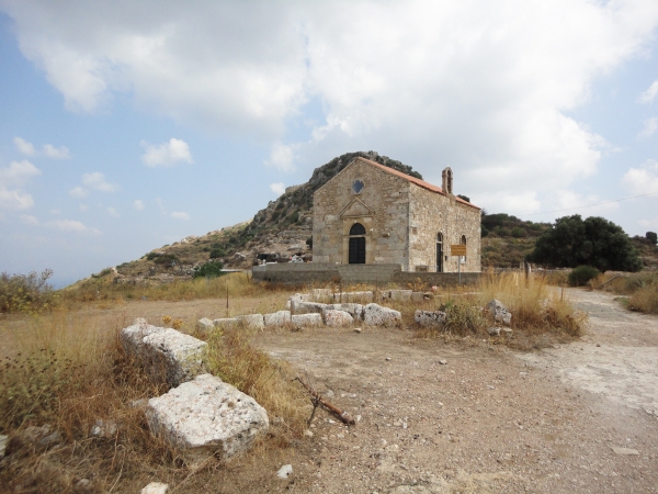 Ιερός Ναός των Αγίων Ενενήκοντα Εννέα Θεοφόρων Πατέρων των εν Κρήτη Λαμψάντων